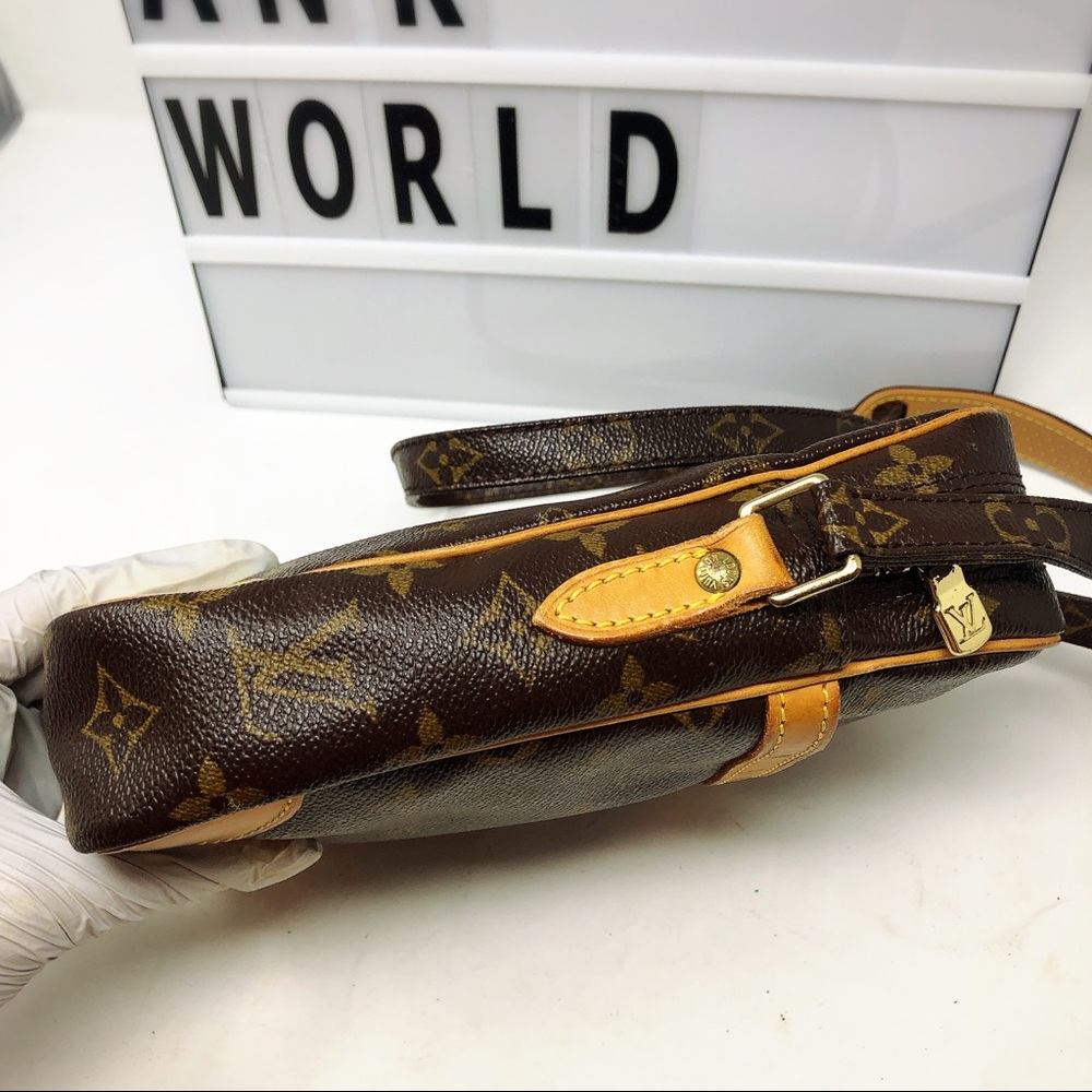 Sold*Louis Vuitton Danube Monogram Small Crossbody - Picture 5 of 8